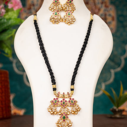 Collection image for: Thread Necklace