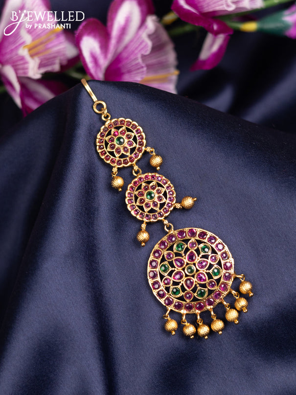 Antique maang tikka floral design with kemp stones and golden beads hanging