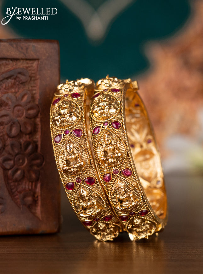 Antique screw type bangles lakshmi design with pink kemp stones