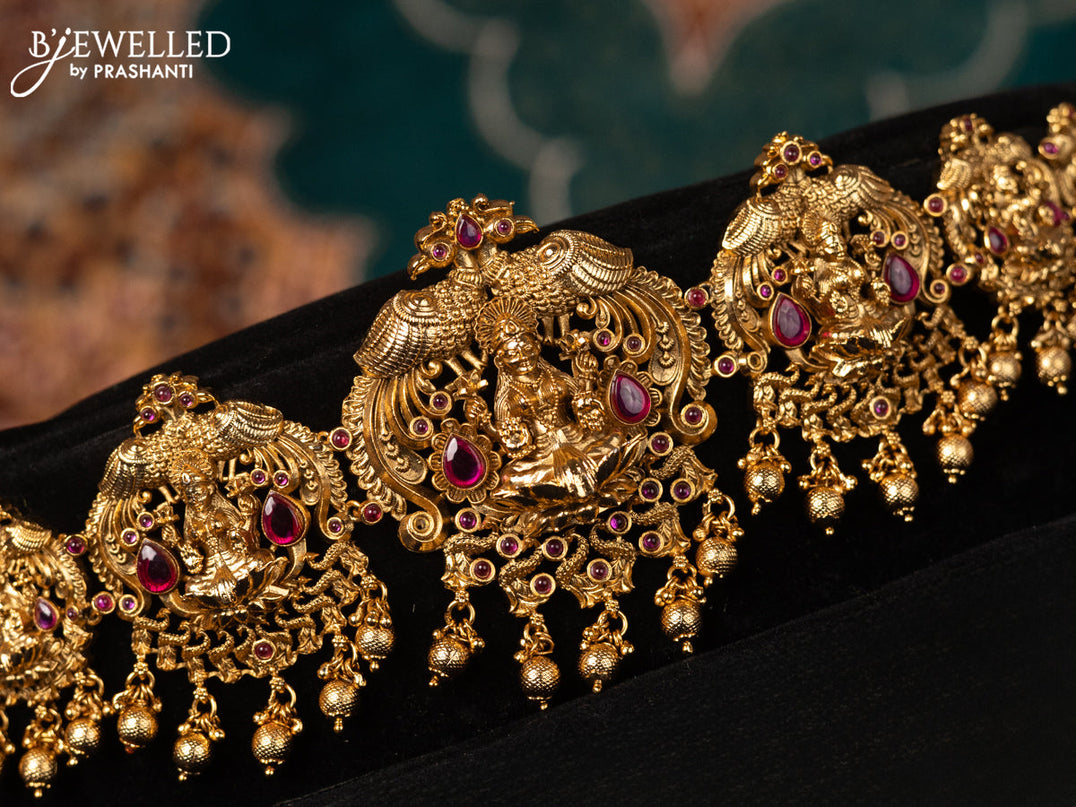 Antique hip chain lakshmi design with pink kemp kundan stones and golden beads hangings