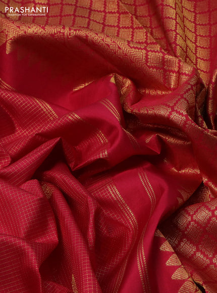 Pure kanchipuram silk saree pink with allover small zari checks & buttas and annam zari woven border