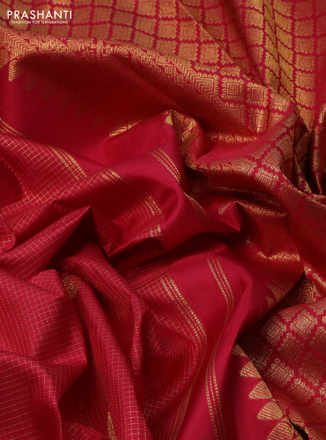 Pure kanchipuram silk saree pink with allover small zari checks & buttas and annam zari woven border