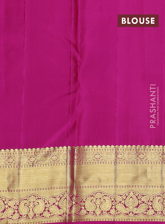 Pure kanchipuram silk saree dual shade of maroon and pink with allover zari checks & buttas and zari woven border