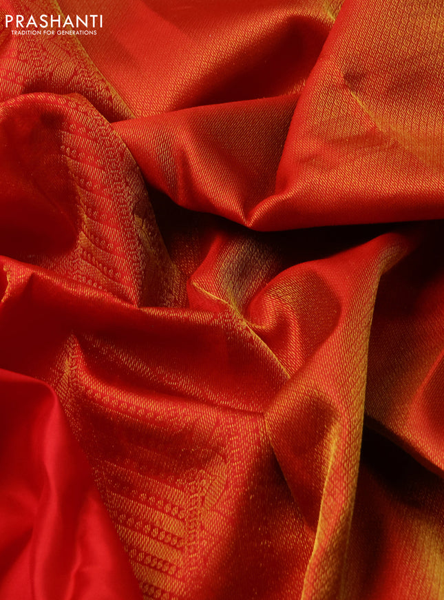 Pure kanchipuram silk saree red and bottle green with annam & rudhraksha zari woven buttas and rich zari woven border