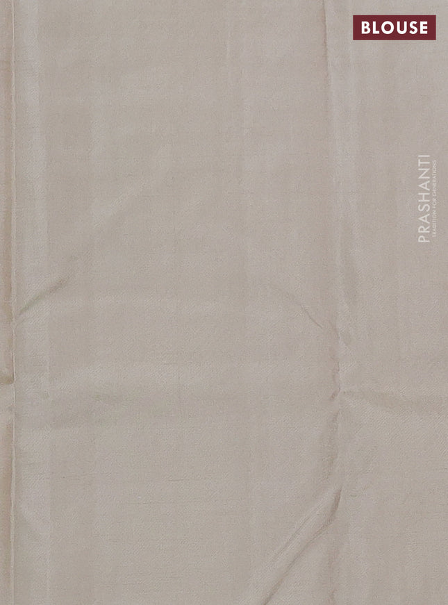 Pure kanchipuram silk saree red and beige with allover stripes pattern and simple border