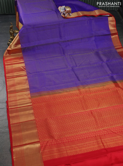 Pure kanchipuram silk saree blue and red with allover small zari checked pattern and long zari woven border