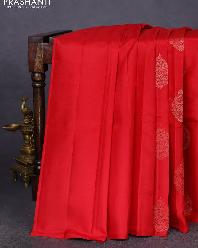 Pure kanchipuram silk saree red and bottle green with zari woven buttas in borderless style