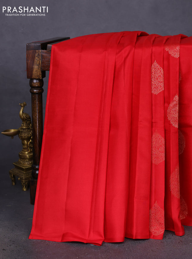 Pure kanchipuram silk saree red and bottle green with zari woven buttas in borderless style