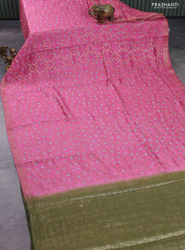 Chiniya silk saree peach pink and mehendi green with allover zari weaves & bandhini prints and zari woven border