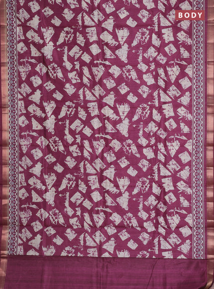 Semi tussar saree magenta pink and beige with allover geometric prints and zari woven border