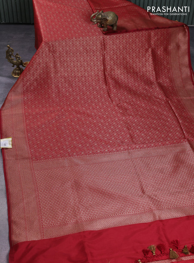 Banarasi semi silk saree maroon with allover thread & zari weaves and woven border
