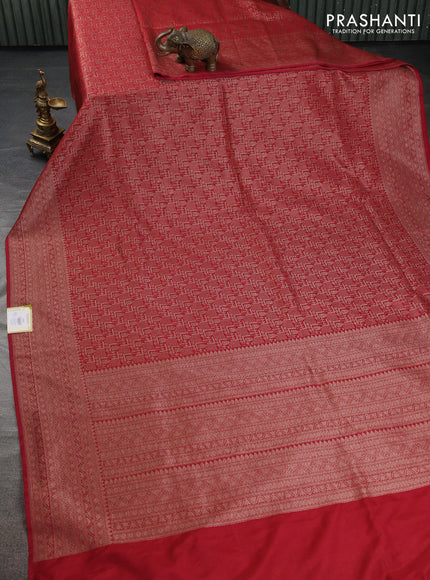 Banarasi semi silk saree maroon with allover thread & zari weaves and woven border