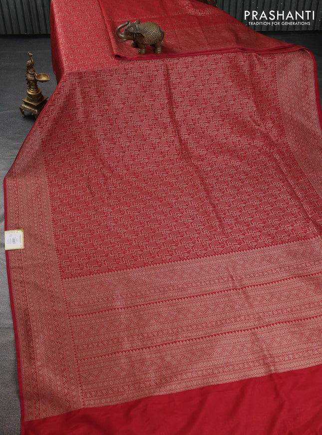 Banarasi semi silk saree maroon with allover thread & zari weaves and woven border