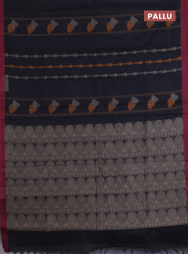 Nithyam cotton saree black and maroon with allover thread weaves and simple border