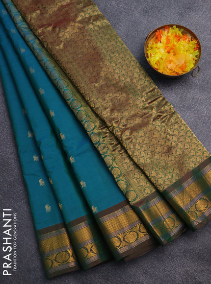 Gadwal silk cotton saree dual shade of teal green and dual shade of maroon with allover zari woven paisley buttas and zari woven border
