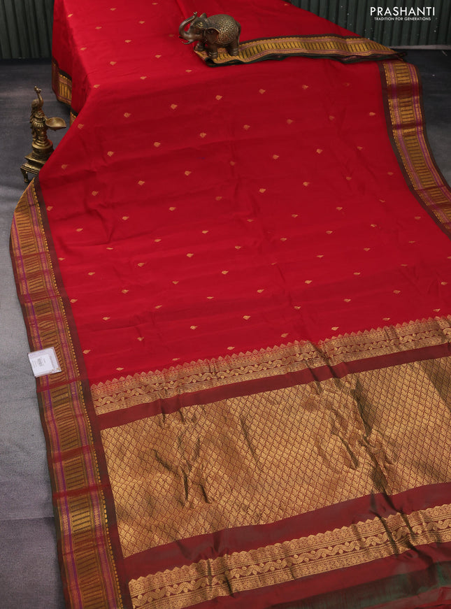 Gadwal silk cotton saree red and dual shade of green with zari woven buttas and zari woven border