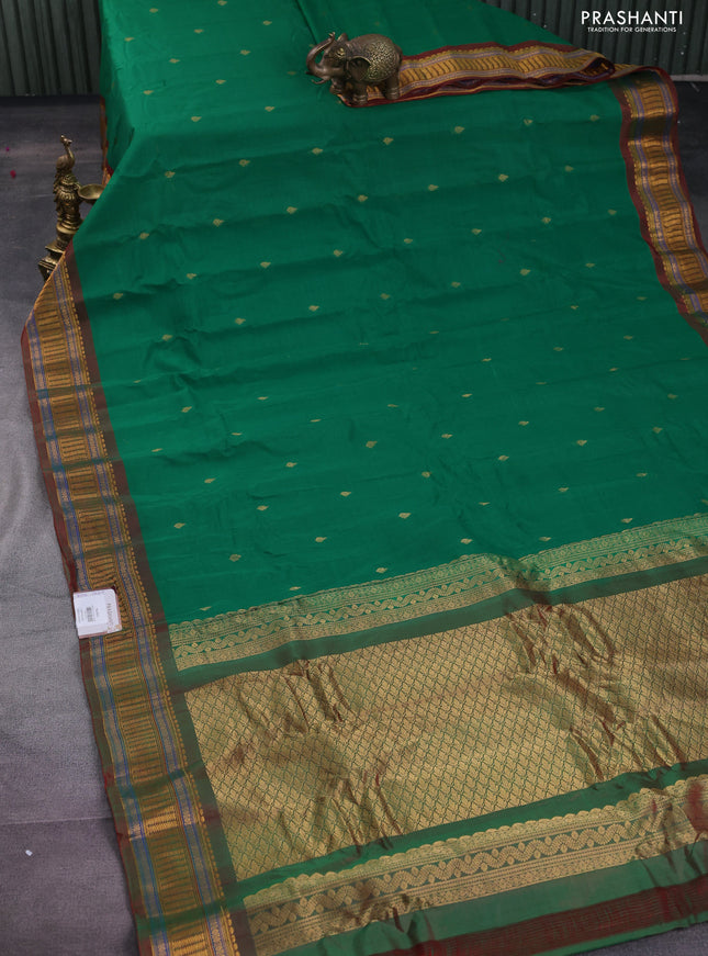 Gadwal silk cotton saree green and dual shade of maroon with zari woven buttas and zari woven border