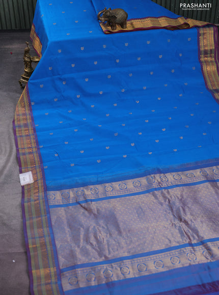 Gadwal silk cotton saree cs blue and dual shade of red with zari woven paisley buttas and zari woven border