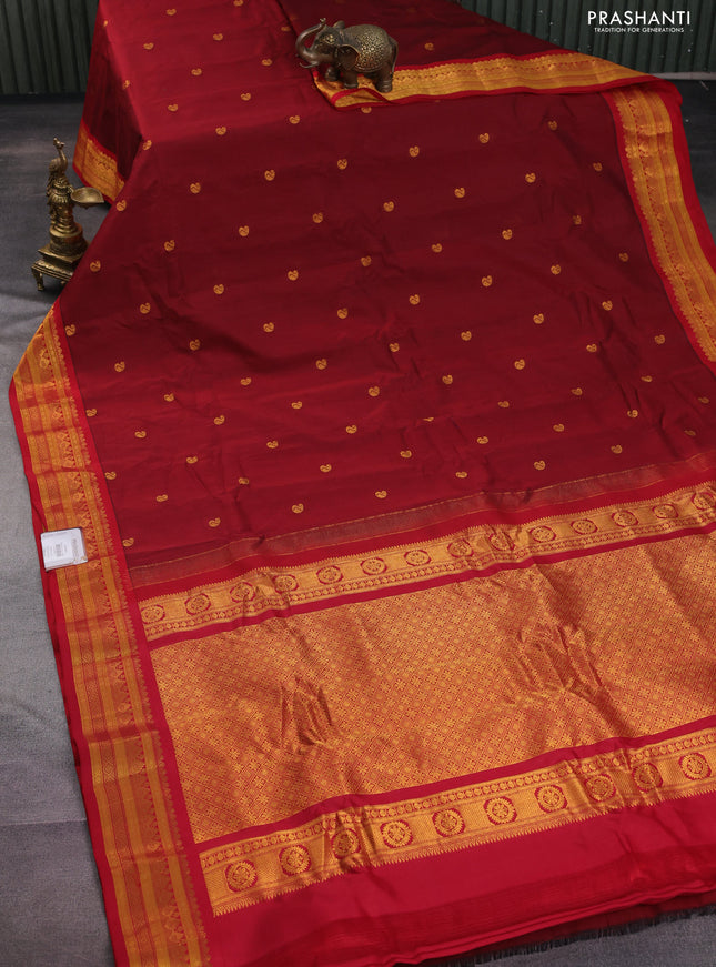 Gadwal silk cotton saree maroon and red with zari woven paisley buttas and zari woven border