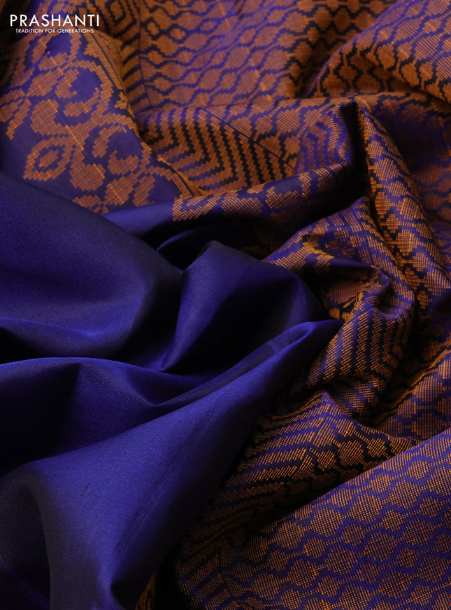 Pure soft silk saree navy blue with plain body and temple woven border
