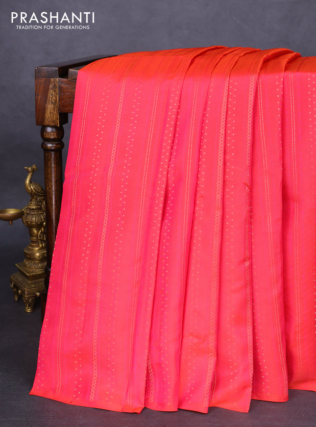 Kanchipuram silk saree dual shade of pink and green with allover zari weaves in borderless style