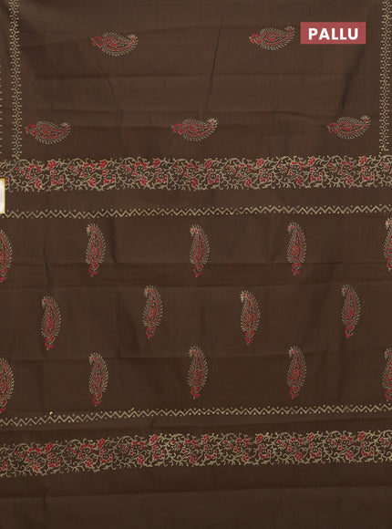 Semi silk cotton saree brown shade and pink shade with butta prints in borderless style