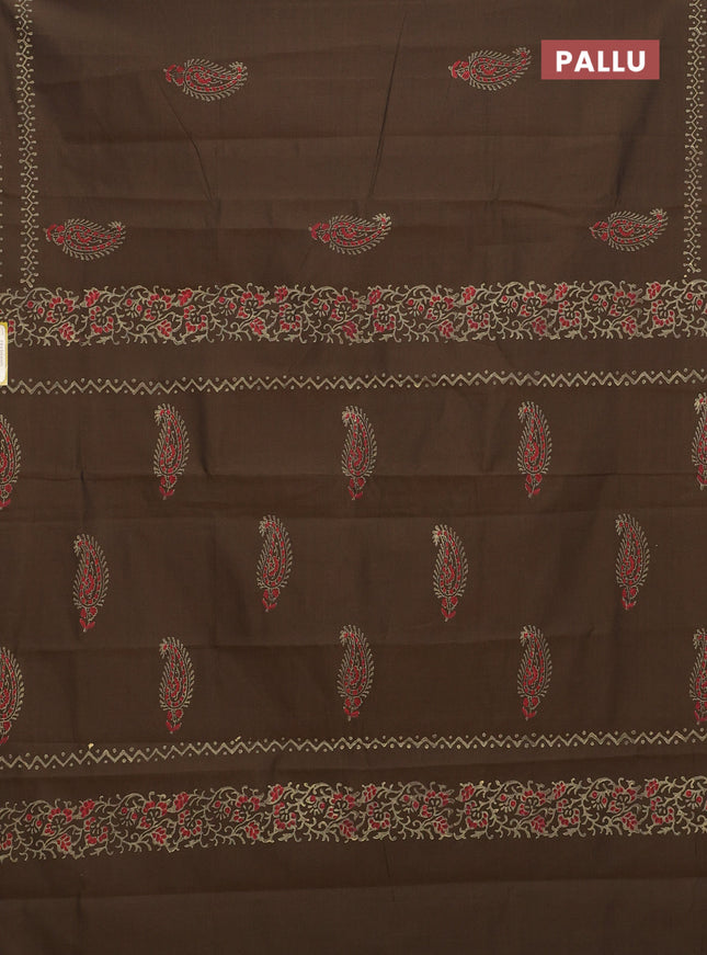 Semi silk cotton saree brown shade and pink shade with butta prints in borderless style