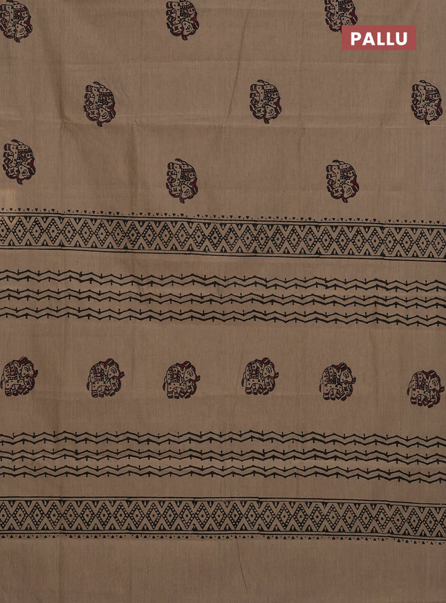 Semi silk cotton saree beige and maroon with elephant butta prints in borderless style