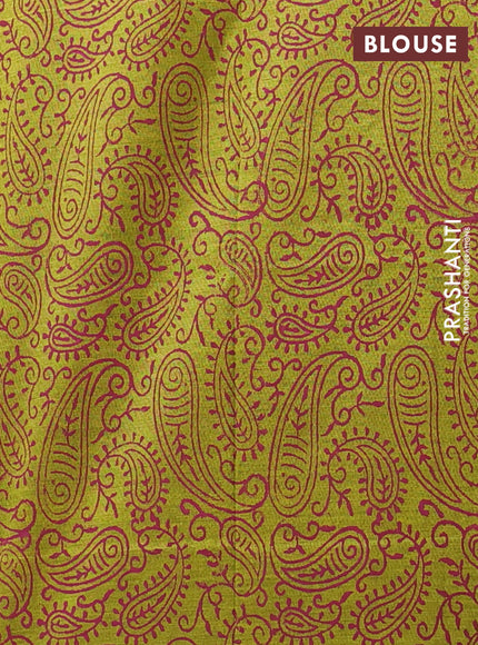 Semi silk cotton saree magenta pink and mehendi green with embroided buttas in borderless style