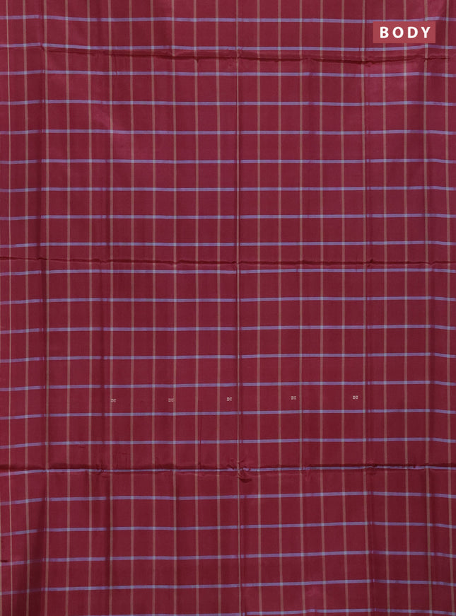 Banana pith saree maroon and dual shade of grey with allover checked pattern and piping border