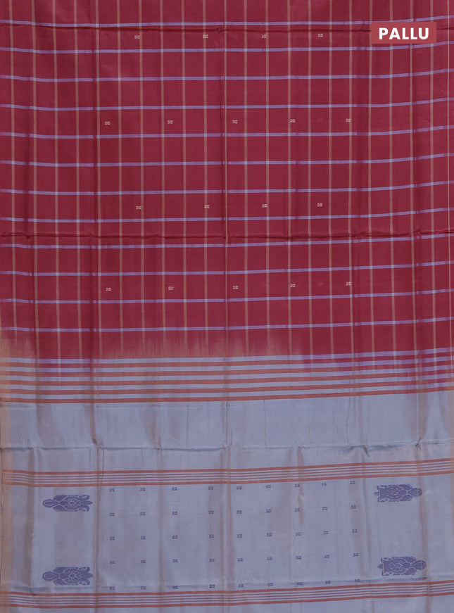 Banana pith saree maroon and dual shade of grey with allover checked pattern and piping border