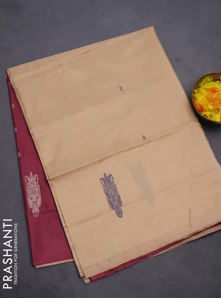 Banana pith saree sandal and deep maroon with thread woven buttas in borderless style