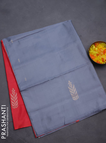 Banana pith saree grey and red with thread woven buttas in borderless style