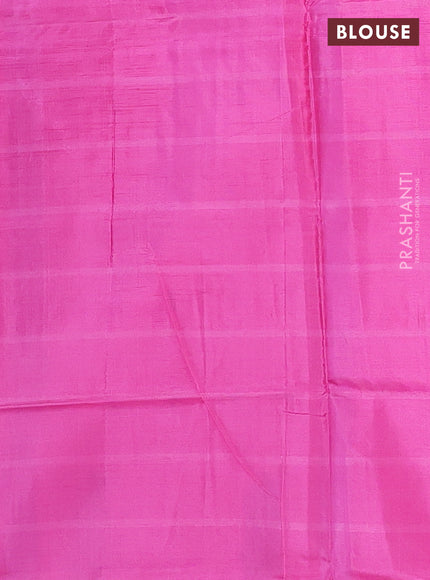 Banana pith saree green and pink with allover checked pattern and piping border