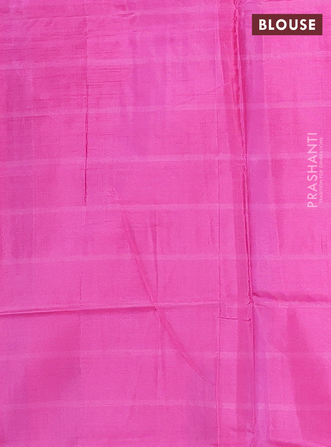 Banana pith saree green and pink with allover checked pattern and piping border