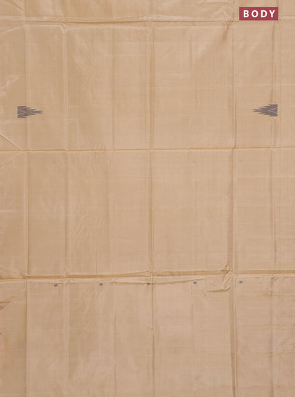 Banana pith saree sandal and black with thread woven buttas in borderless style