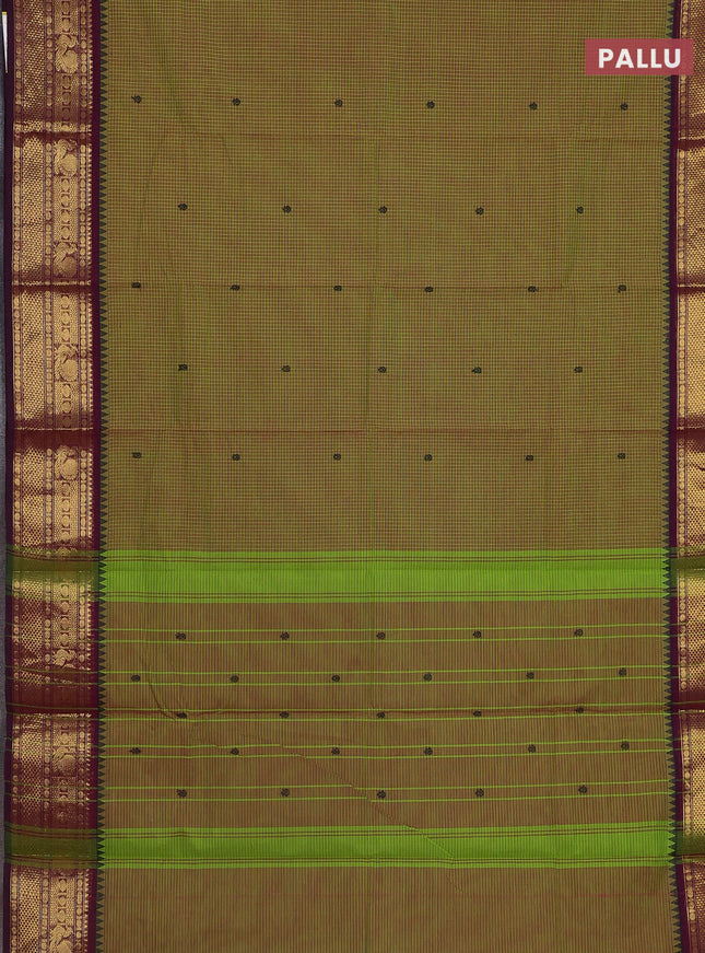 Chettinad cotton saree dual shade of green and dark magenta pink with allover checked pattern and temple disign zari woven border