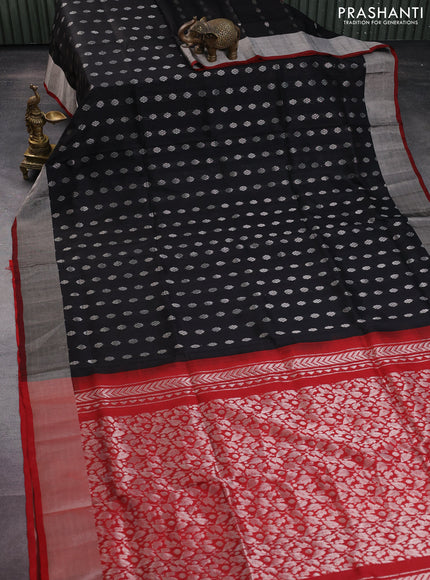Pure uppada silk saree black and maroon with allover silver zari woven floral buttas and silver zari woven border