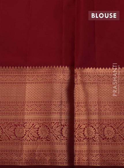 Pure kanchipuram silk saree peach shade and deep maroon with allover zari woven brocade weaves and long copper zari woven border