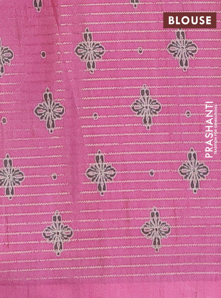 Chappa saree pastel grey and magenta pink with allover small zari checked pattern & butta prints and printed border