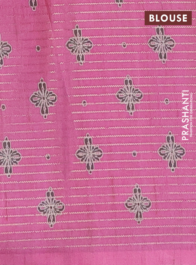 Chappa saree pastel grey and magenta pink with allover small zari checked pattern & butta prints and printed border