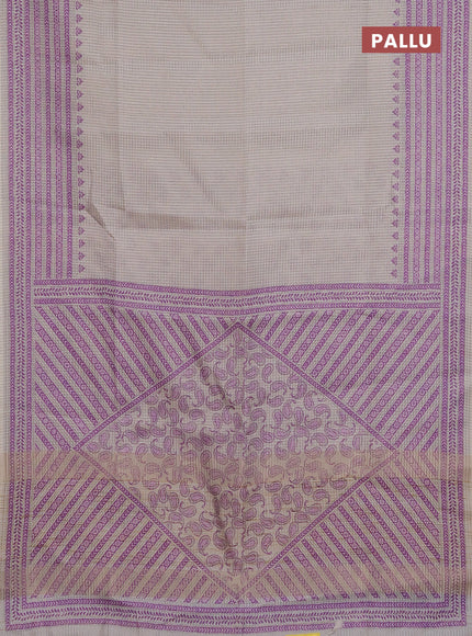 Chappa saree beige and purple with allover small zari checked pattern and printed border