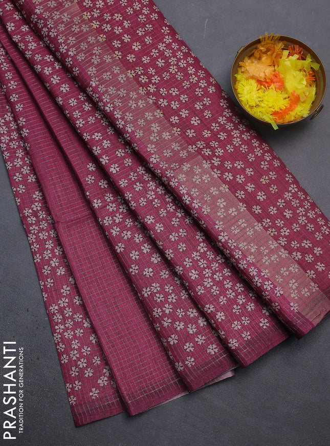 Chappa saree dark magenta pink with allover small zari checked pattern and floral digital printed pallu