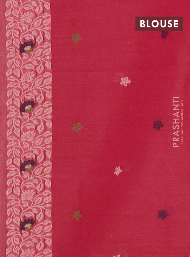 Munga cotton saree peach shade and pink with thread woven floral buttas and thread woven pallu