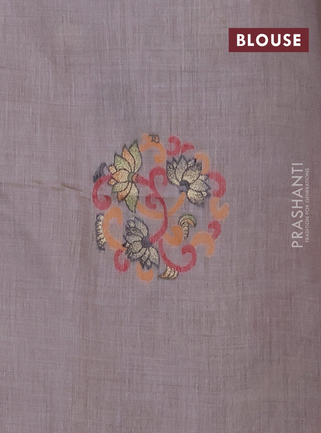 Munga cotton saree grey with thread woven floral buttas and floral design pallu