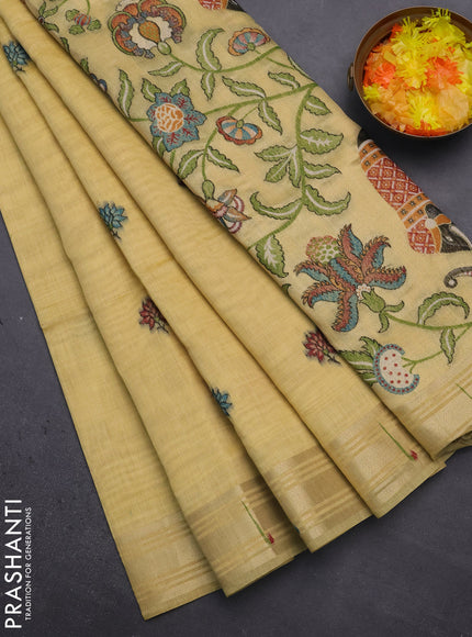 Munga cotton saree pale yellow with thread woven floral buttas and floral design weaving pallu