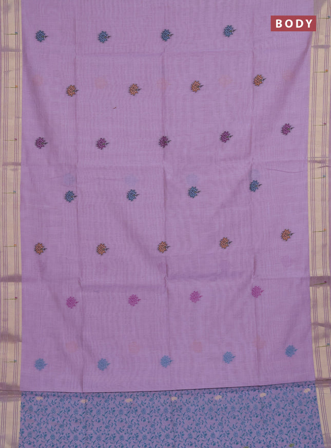 Munga cotton saree lavender with thread woven floral buttas and floral design weaving pallu