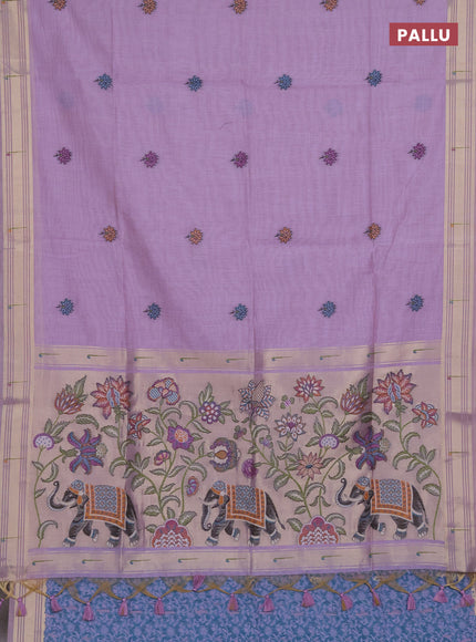 Munga cotton saree lavender with thread woven floral buttas and floral design weaving pallu