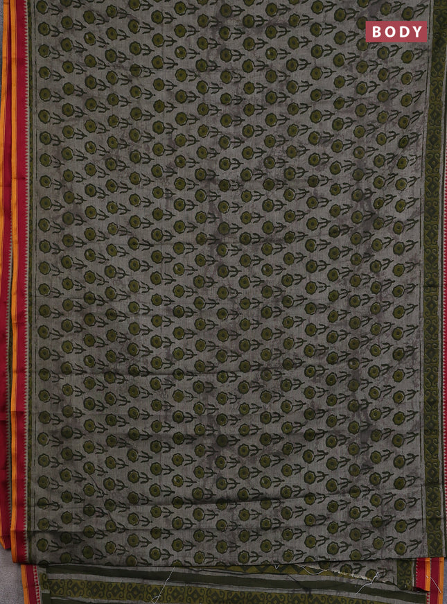 Muslin cotton saree grey and maroon with floral butta prints and woven border