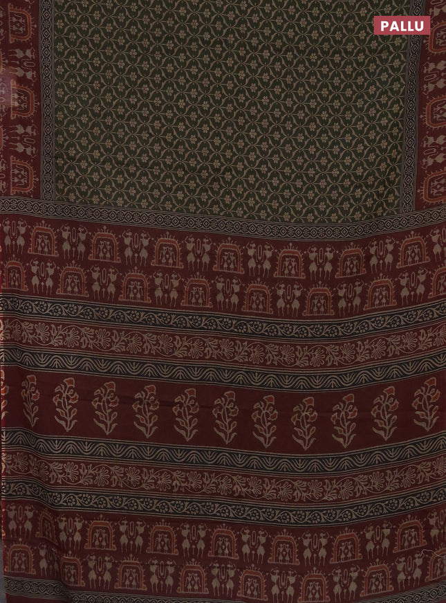 Muslin cotton saree sap green and maroon with allover prints and printed border